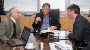 El nuevo director del Balseiro se reunió con autoridades de la UNCUYO