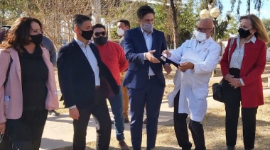 Trotta ratificó su compromiso con el fortalecimiento de la UNLaR y el Hospital Universitario