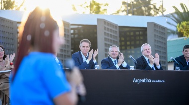 Alberto Fernández inauguró el nuevo edificio de la UNAJ