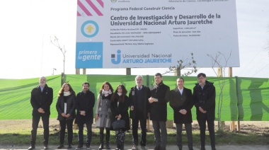 Inicio de la obra del Centro I+D de la UNAJ