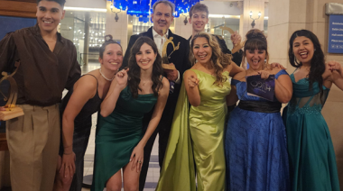 Triunfo del talento joven: UADE brilló en los Premios Hugo al teatro musical