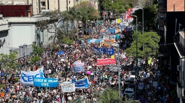 La UNC movilizó otra multitud en Córdoba en defensa de la educación pública