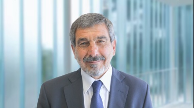 Roberto Salvarezza recibió el título Doctor Honoris Causa de la UTN