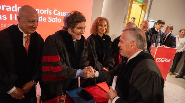 ESEADE: Huerta de Soto fue distinguido con el Honoris Causa con la presencia de Milei
