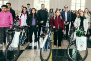 La UNC entregó 100 bicicletas para estudiantes