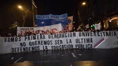 Marcha nacional universitaria: Del Congreso a la Plaza de Mayo