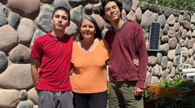 Premiaron a estudiantes de la UNCUYO por crear una huerta hidropónica escolar