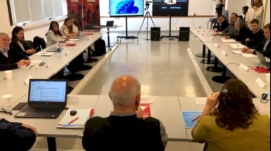 La UNTDF participó del encuentro regional de Escuelas Universitarias de Educación Profesional