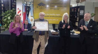 Entregaron una distinción Dr. Honoris Causa al periodista Marcelo Moreno y se firmó un acuerdo entre universidades