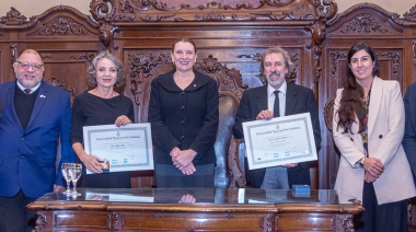 La UNC entregó doctorados Honoris Causa a Sandra Díaz y Marcelo Cabido