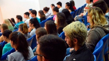 Encuesta a jóvenes universitarios de carreras humanísticas ¿Qué piensan?