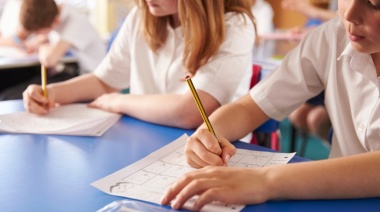 El rol de la escuela en debate: 4 de cada 10 familias cuestionan al sistema educativo