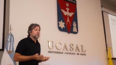El Dr. Hugo Pardo Kuklinski disertó en UCASAL sobre el futuro de las universidades y su adaptación a los cambios tecnológicos