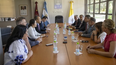 Lazos globales: UCASAL recibió la visita del Embajador de la República Popular de China en Argentina