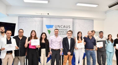 UNCAUS entregó reconocimientos a profesionales de la salud de la Unidad Médica Educativa