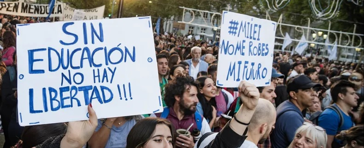La Corte Suprema dejó firme la cautelar que obliga al Estado a aplicar la Ley de Financiamiento Universitario