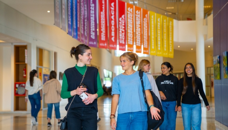 La Universidad Austral se posiciona como la primera universidad en