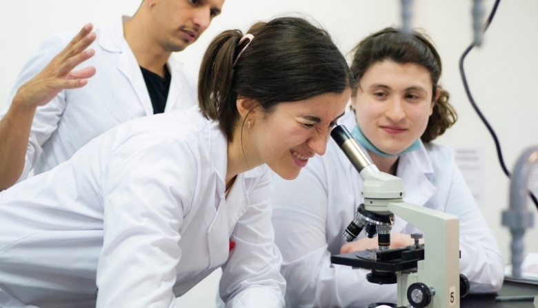 Cuatro ingenierías de la UNSAM obtienen acreditación de excelencia de la CONEAU