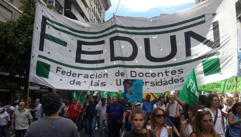 Para FEDUN, el Gobierno festeja la rebaja salarial de los docentes universitarios