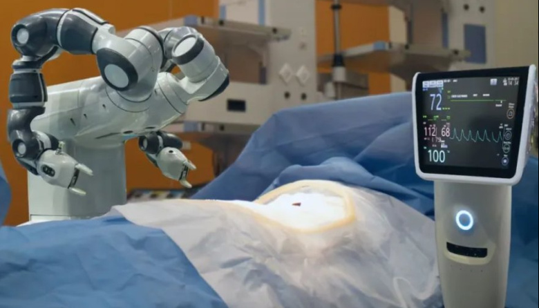 Realizaron la primera reparación de válvula mitral asistida por robot en la Argentina
