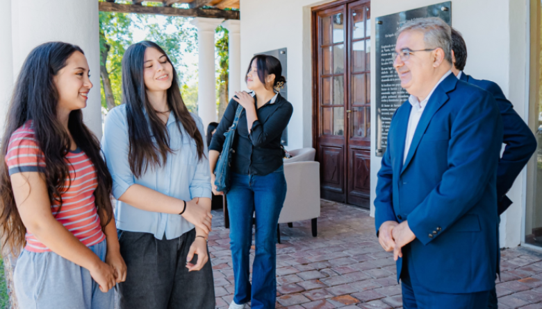 Estudiantes catamarqueñas acceden a becas para estudiar en la Universidad Torcuato Di Tella