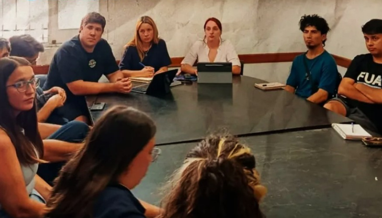 Estudiantes universitarios preparan movilizaciones en todo el país