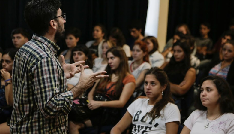 La UNL otorga más de mil becas a sus estudiantes