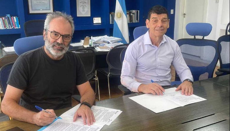 La UNAJ firmó un convenio con la Universidad del Deporte