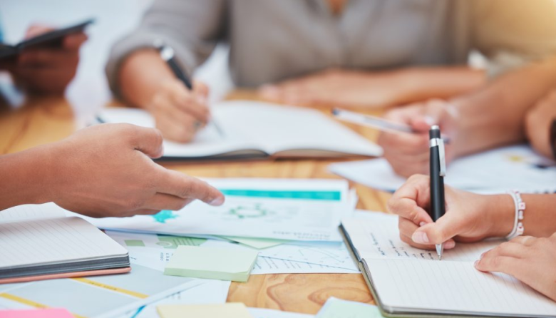 Diplomatura clave para profesionalizar el cuidado de personas mayores