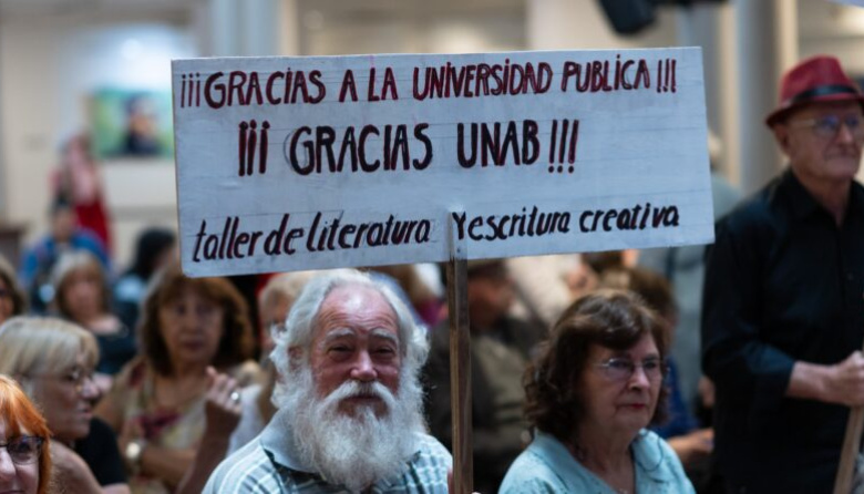 La UNAB abrió la inscripción a sus cursos para adultos mayores