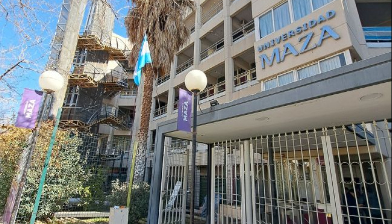 La Universidad Maza celebra 66 años de historia