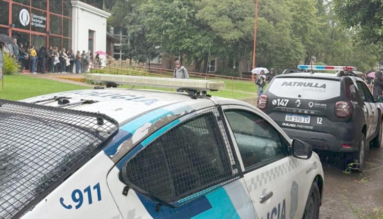 Otra vez debieron evacuar la UNQ por una falsa amenaza de bomba: intervino la Justicia