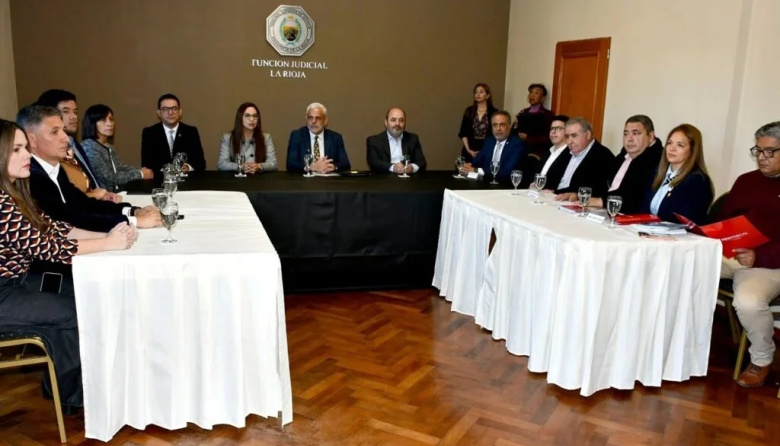 Universidades de La Rioja se unen para mejorar la capacitación profesional en la provincia