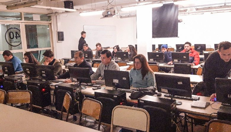 La UNC ampliará su capacidad de conexión wifi con la incorporación de más de 600 equipos