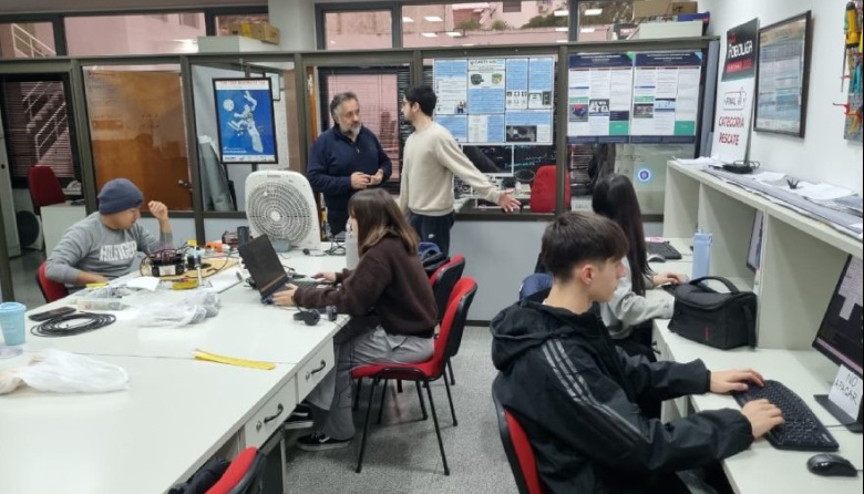 RoboCup 2026 de Corea: la dura preparación del equipo de la UAI para competir al más alto nivel