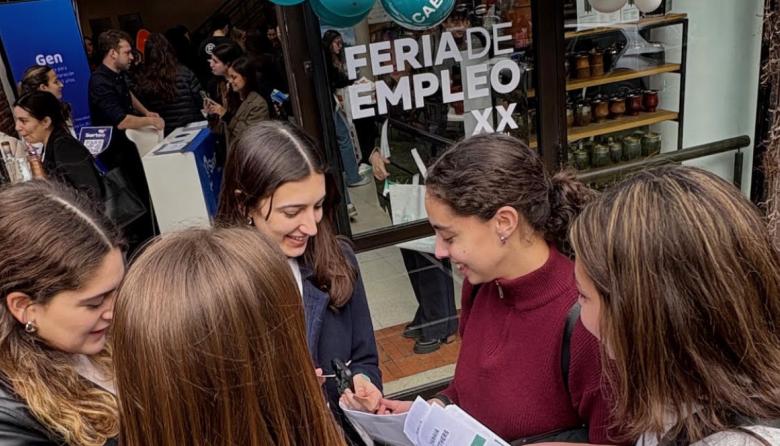La Feria de Empleo UCAECEMDP celebró su 20ª edición
