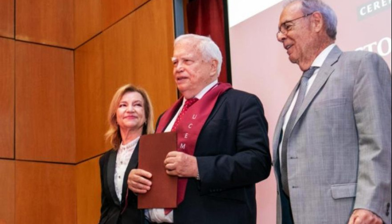 La UCEMA otorgó por primera vez el título de Doctor Honoris Causa a un Premio Nobel de Economía