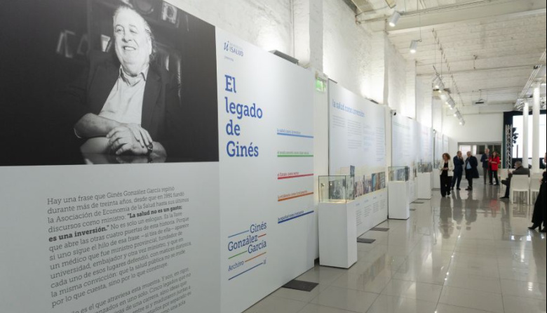 Se presentó oficialmente el Archivo Digital Dr. Ginés González García en la Universidad ISALUD