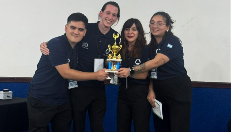 Estudiantes de la UNCUYO son los campeones nacionales del PetroBowl 2026