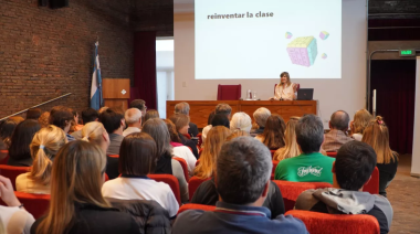 Mariana Maggio brindó una conferencia en la UNSAdA