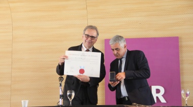 Joan Subirats Humet recibió el Doctor Honoris Causa