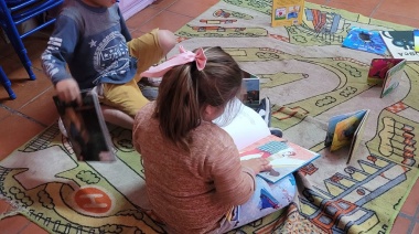 Infancias lectoras: una iniciativa de la UNGS fortalece el acceso a la cultura escrita