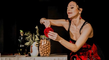 Carmen Mesa regresa con su aclamado espectáculo “Yo me lo guiso, yo me lo como”