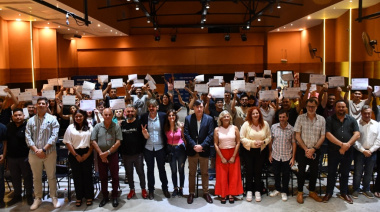 La Escuela de Oficios de la UNDAV realizó una nueva entrega de certificaciones