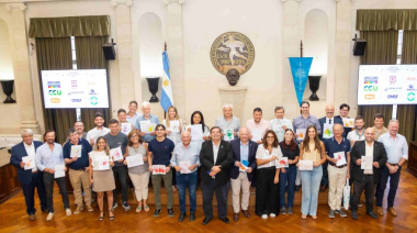 La UNL realizó la segunda Noche Solidaria para Navidad