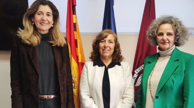 La UNR expande su política académica al mundo