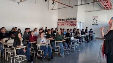Más de 1700 estudiantes comenzaron sus estudios en la UNTDF