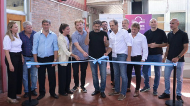 Se inauguró la ampliación del Centro Universitario de Carlos Casares