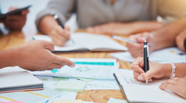 Diplomatura clave para profesionalizar el cuidado de personas mayores