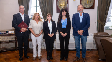 La UNL y el Ministerio de la Defensa fortalecen la formación profesional